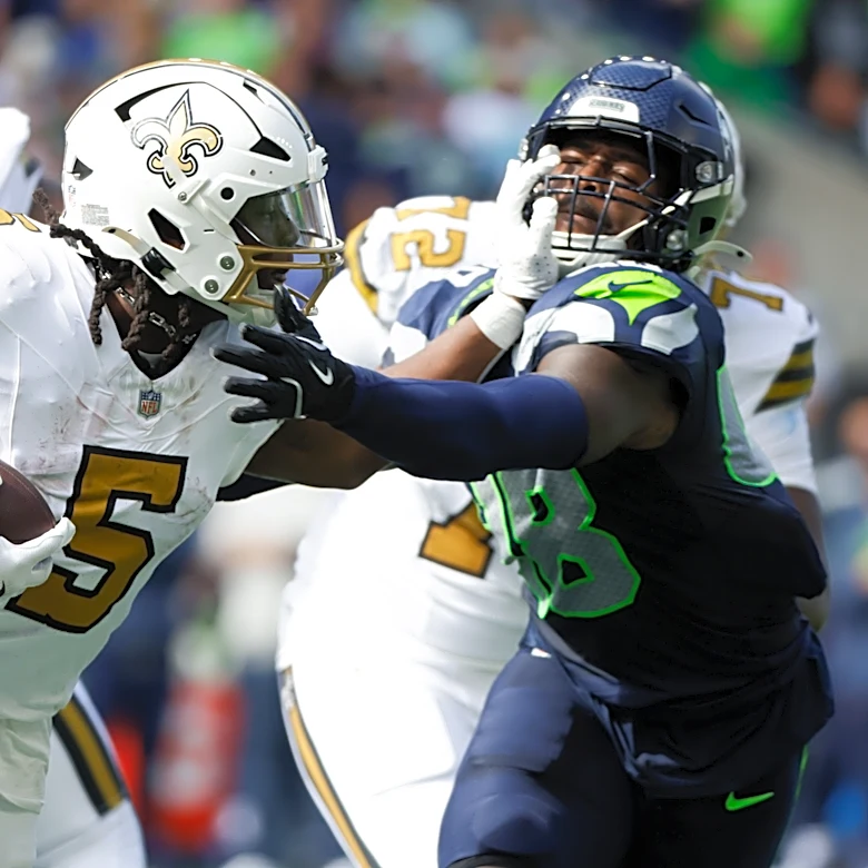 Kendre Miller scores touchdown in Week 1
