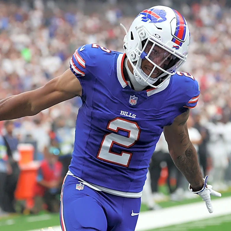DJ Moore hits 100 yards in debut with Bills