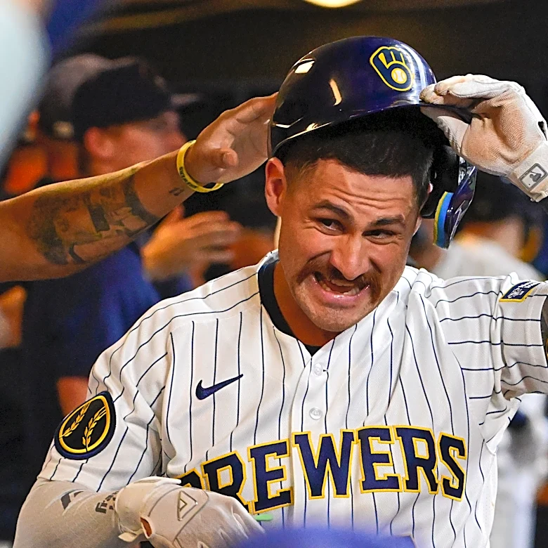 How to buy 2026 Milwaukee Brewers MLB playoff tickets, Brewers postseason scenarios
