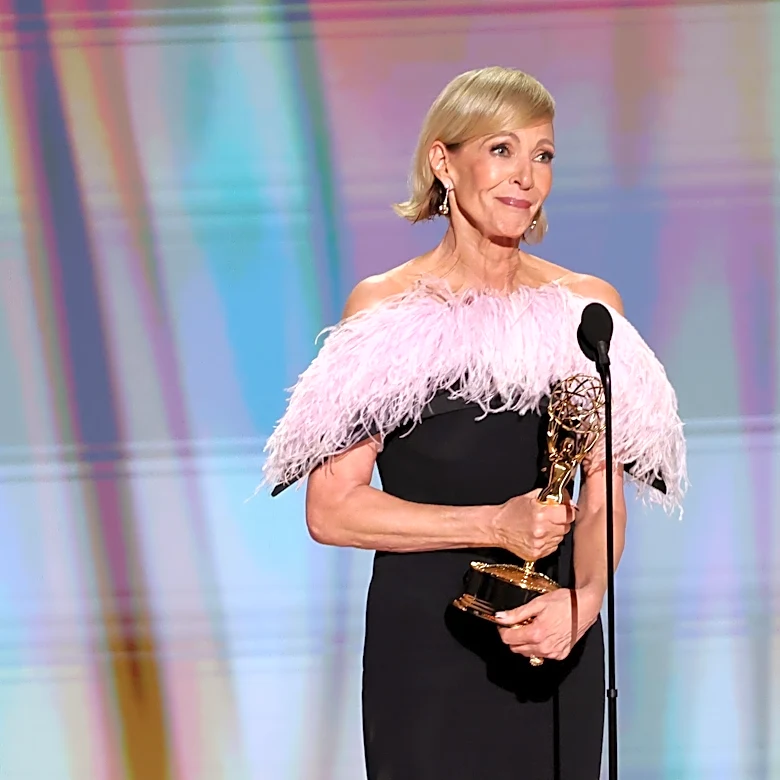 Allison Janney pays tribute to missing Nancy Guthrie after Emmy win