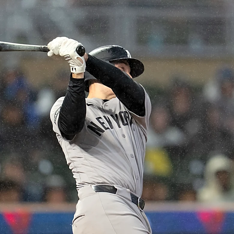 Yankees clinch playoff berth as Blue Jays lose to Tigers