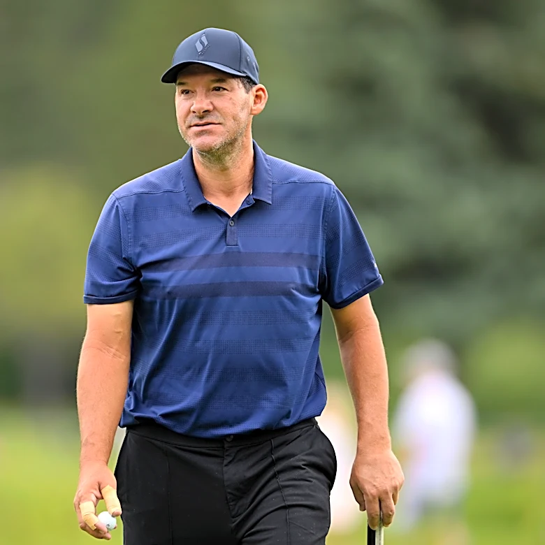 Tony Romo's comeback remains distant. When could he return to CBS booth?