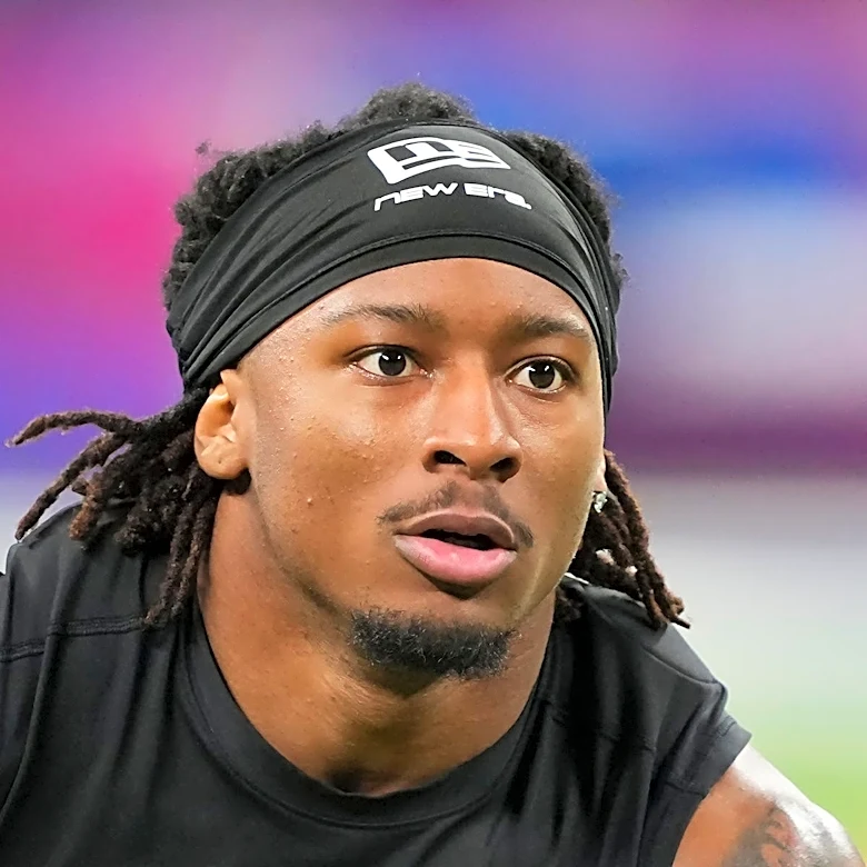 Kyle Louis sidelined with knee injury
