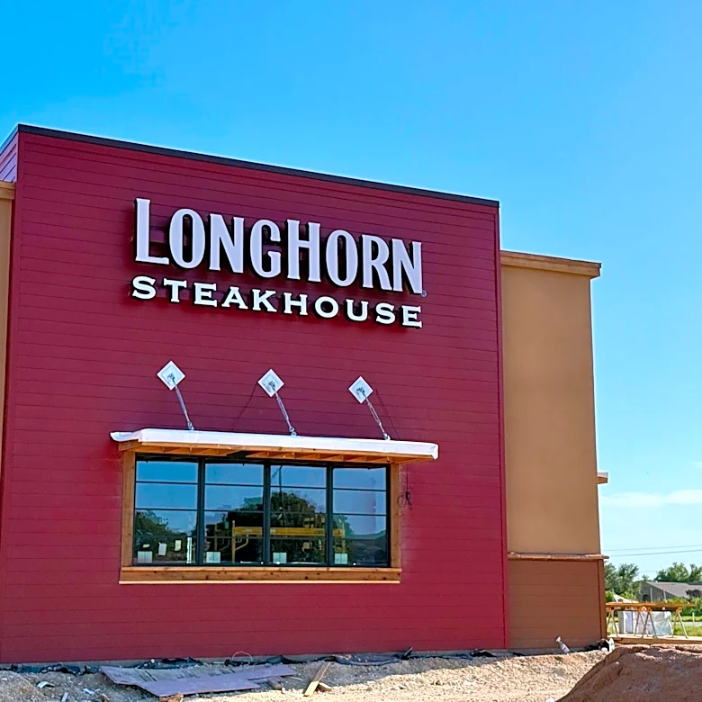 LongHorn responds to viral roach video at one of its restaurants