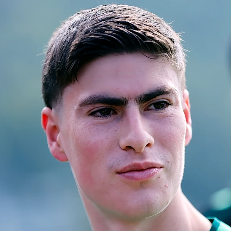 Hormigol! Mexican forward scores first Europa League goal for Olympiacos