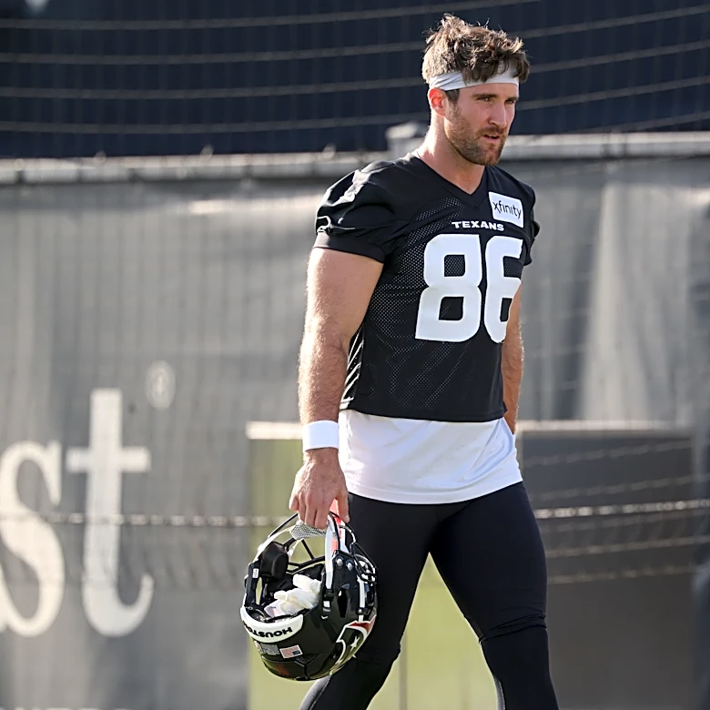 Dalton Schultz does not practice Wednesday