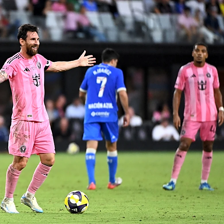 Lionel Messi scores 100th goal for Inter Miami during Campeones Cup game