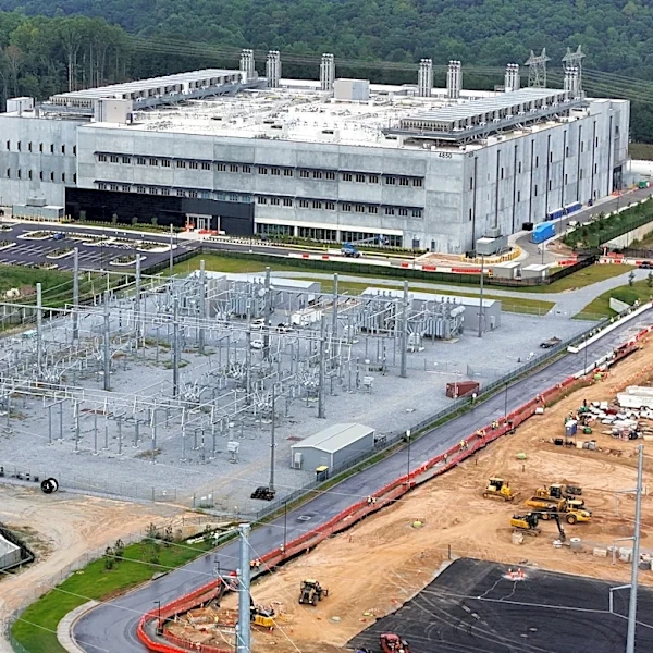 Poll shows how Democrats, Republicans feel about data centers