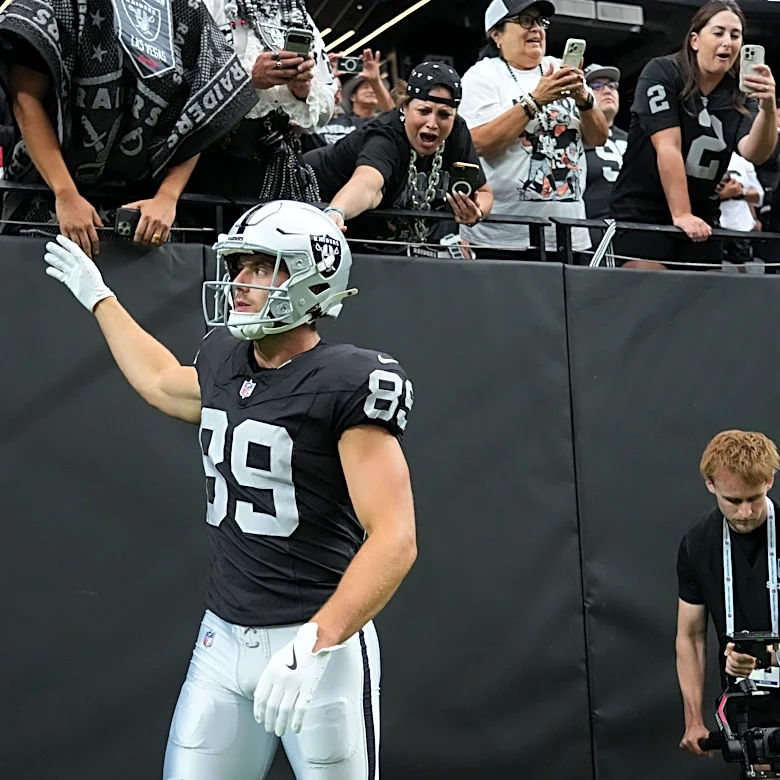 Brock Bowers doubtful for Week 2