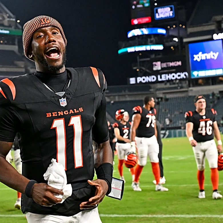 Cincinnati elevates Josh Johnson