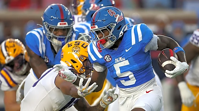 Kewan Lacy injury updates: Ole Miss RB leaves LSU game for locker room