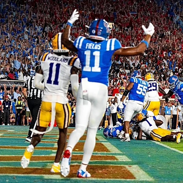 College football scores yesterday: Who won top 25, notable matchups?