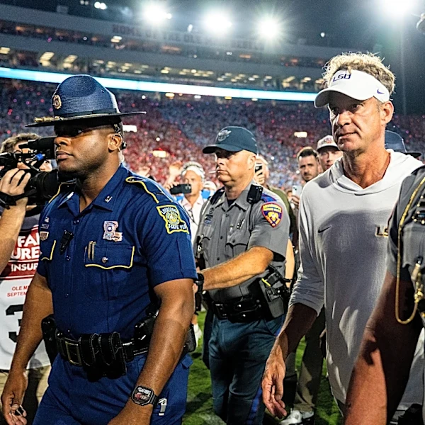 Ole Miss' Suntarine Perkins stares Lane Kiffin down as LSU coach exits field
