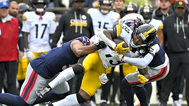 Rico Dowdle exits early due to toe injury