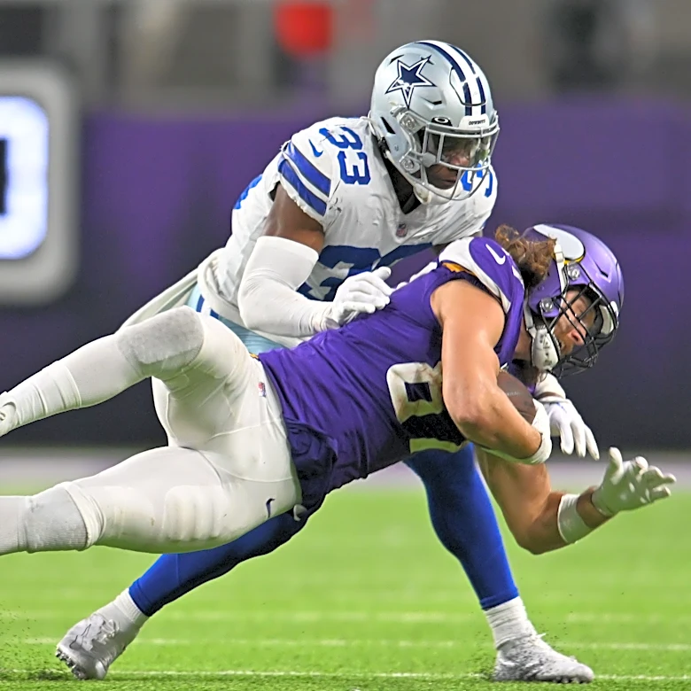 T.J. Hockenson totals three receptions