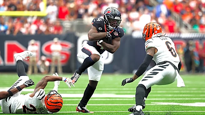 Woody Marks ineffective in 14 touches against Bengals