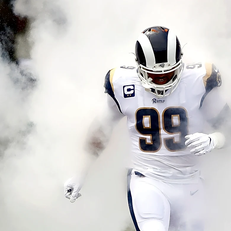 Is Aaron Donald playing for Rams on Monday Night Football?