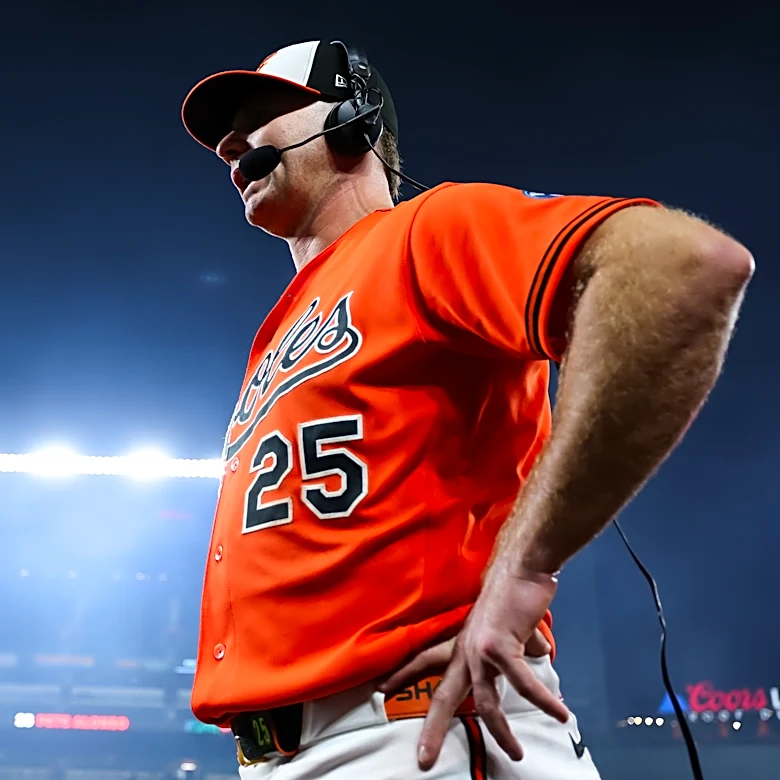 MLB slugger clubs two HRs on son's first birthday – icing the cake of special year