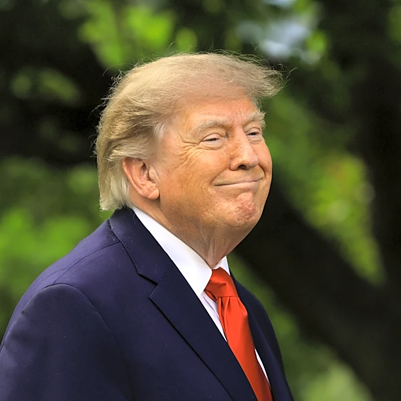 'Trump TV' launches amid media ban with promo clips from 'Family Guy,' 'Friends'