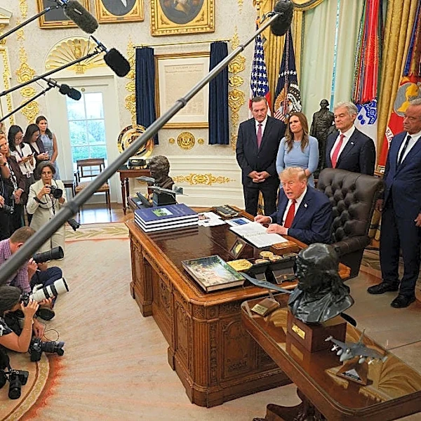 What is the White House press pool? How Trump's ban affects coverage