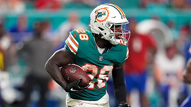 Chiefs at Dolphins: Predictions, picks and odds for NFL Week 3 game