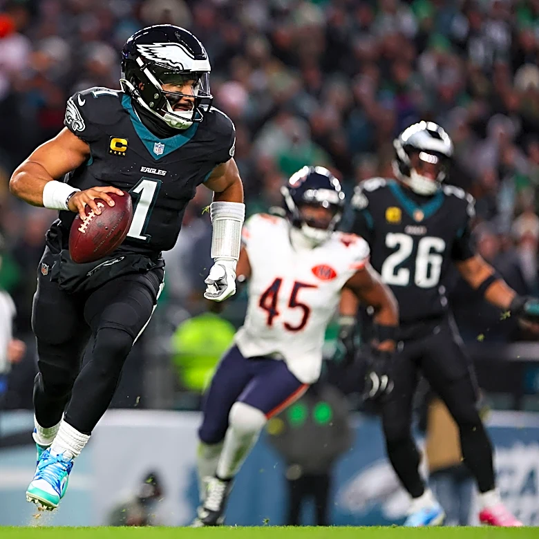 Eagles at Bears: Predictions, picks and odds for NFL Week 3 game