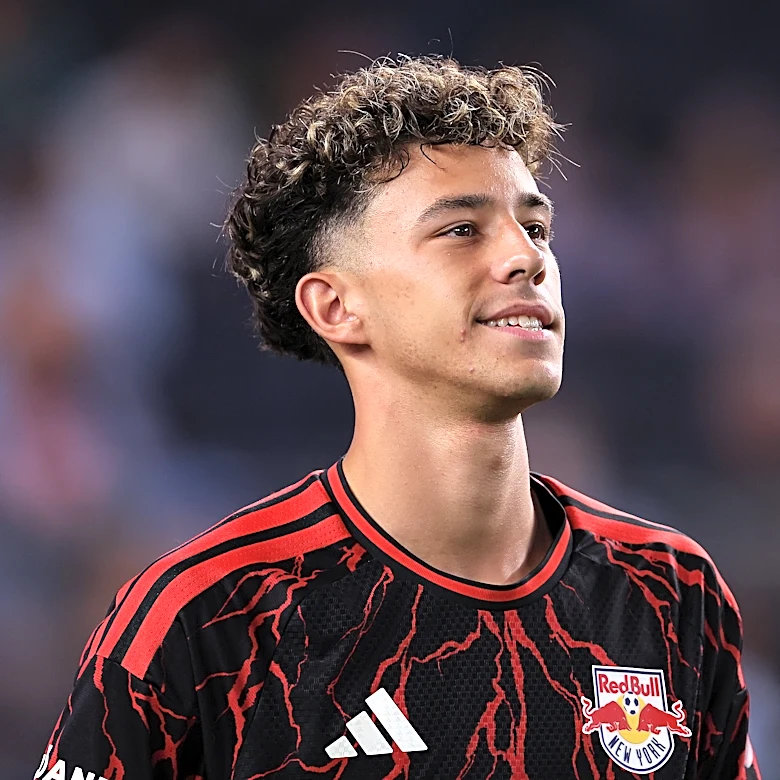 USMNT's 17-year-old newcomer eager to learn from 'role model' Tyler Adams