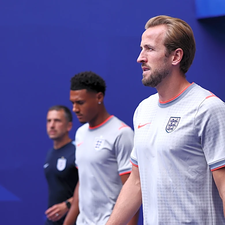 England star Harry Kane floats playing in MLS and NFL at same time
