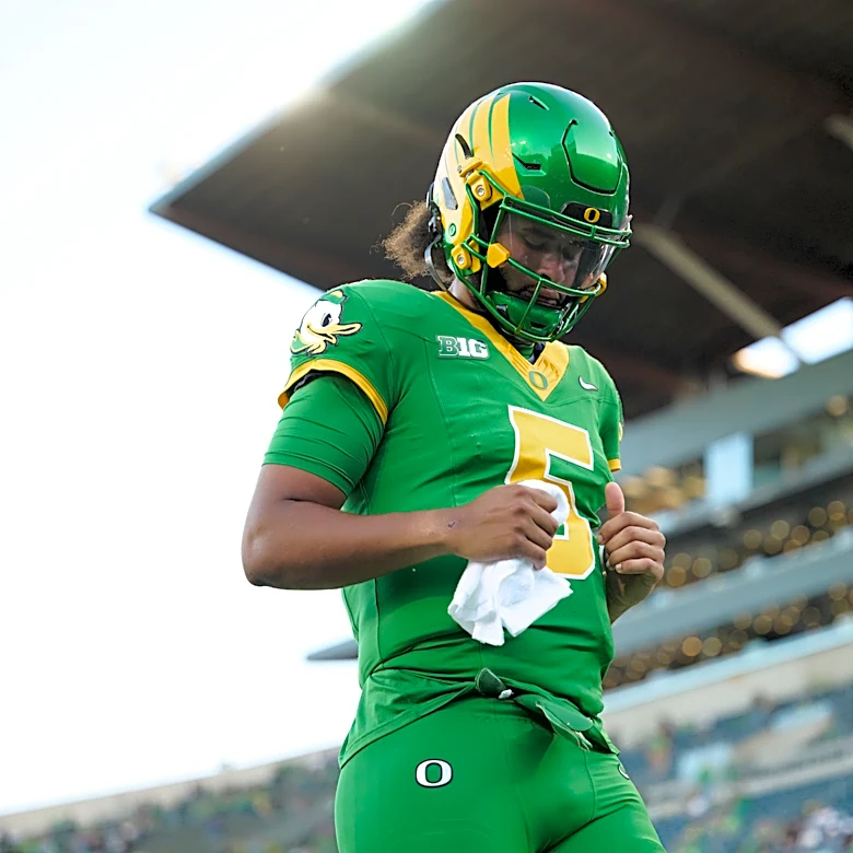 Dante Moore was exposed. Now Oregon's season may depend on his response