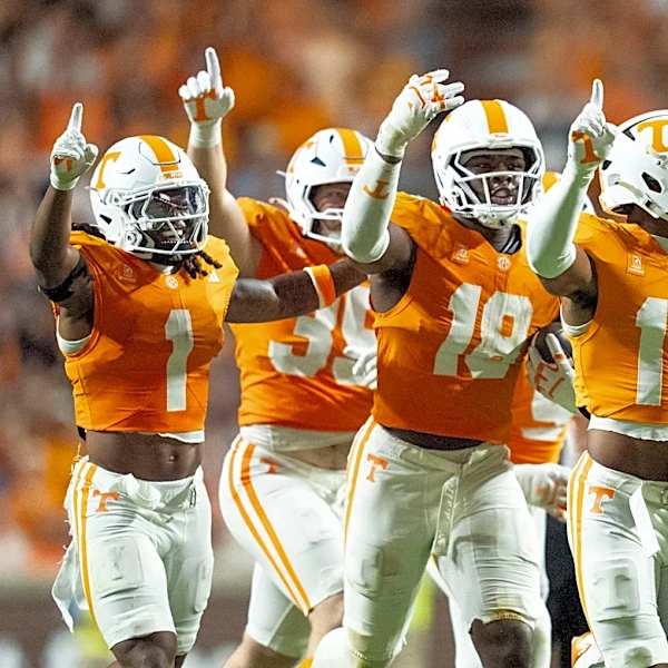 Ticket prices drop as Trump plans to attend Tennessee vs Texas football