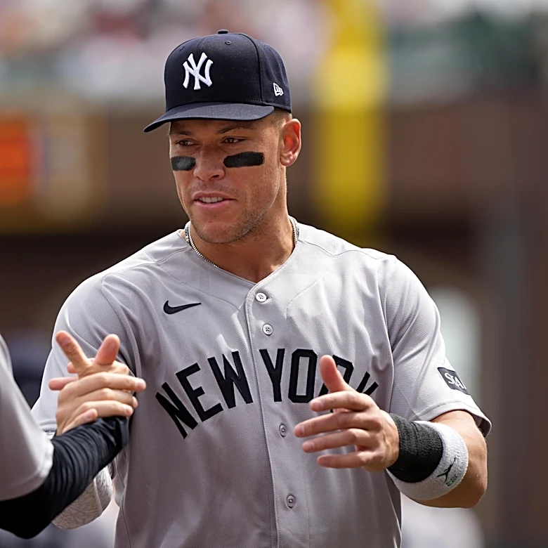 Aaron Judge injury update: Yankees star breaks with manager on playoff status