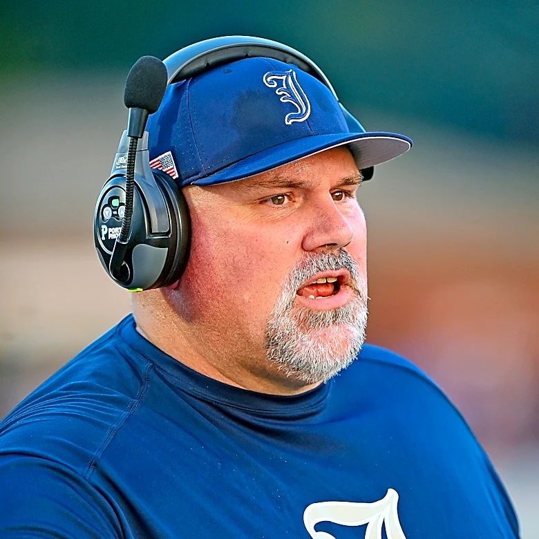 Alabama high school football program put on probation, coaches suspended