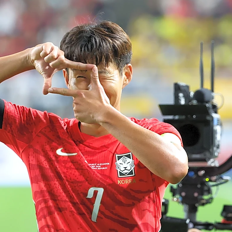 Watch Son Heung-min's incredible free kick in South Korea's return from World Cup