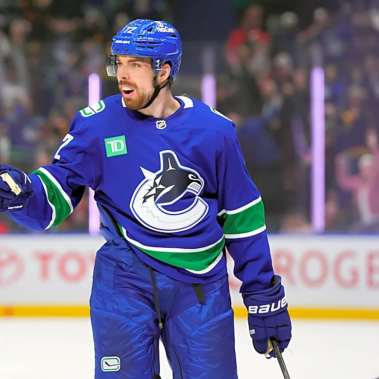 Filip Chytil injury update after Canucks forward, referee collide
