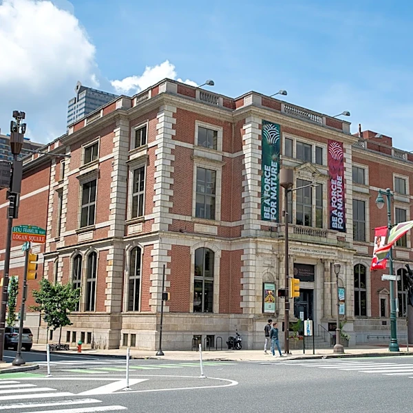 When is the last weekend to visit the Academy of Natural Sciences