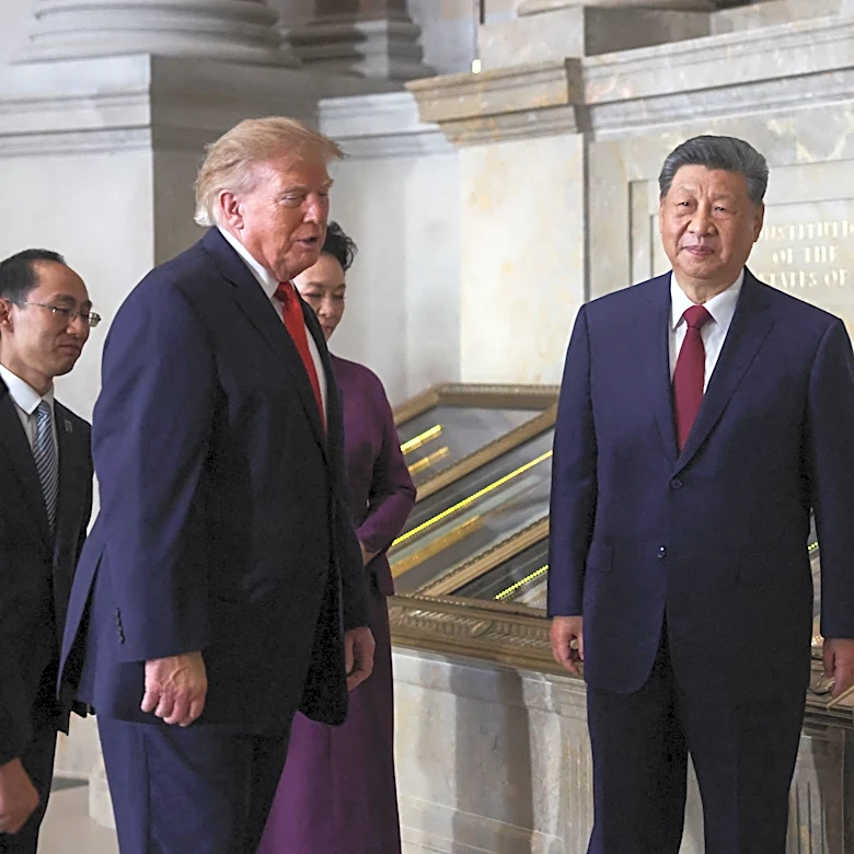 Against press feud backdrop, Trump shows China's Xi the Constitution