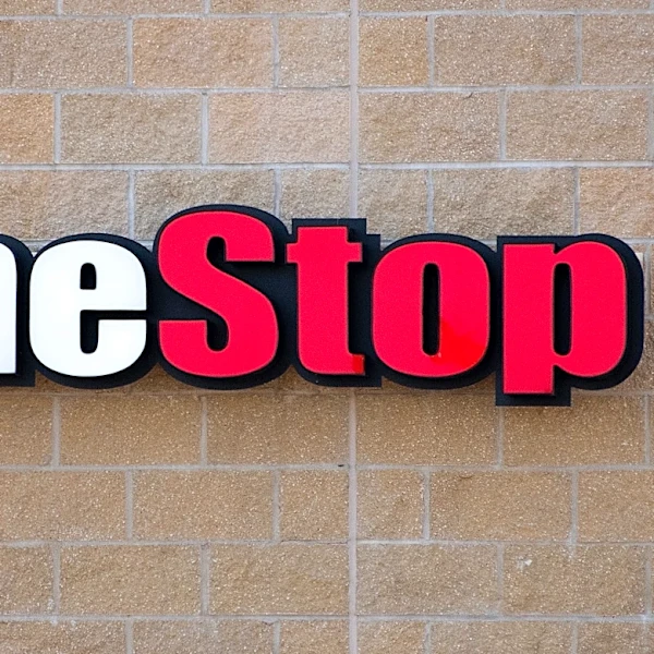 This popular retailer is extending its hours at some locations