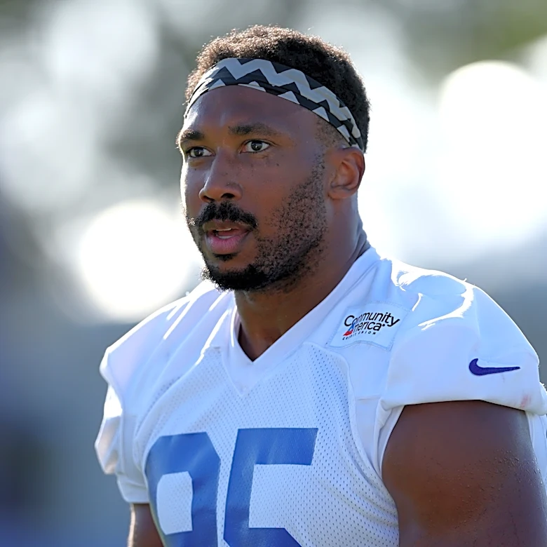 How long is Rams' Myles Garrett out? What happened to star pass rusher?