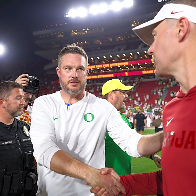 Dan Lanning trolls USC with savage recruiting jab after Oregon win