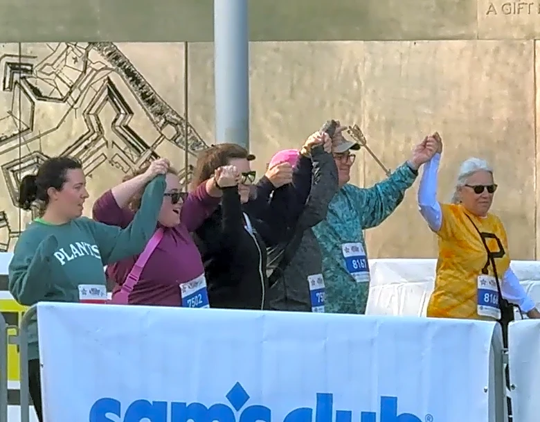 Pittsburgh Great Race draws thousands for 49th annual running tradition