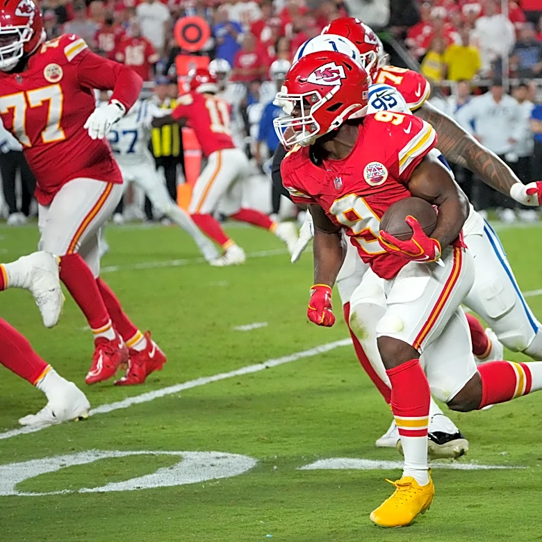 Kenneth Walker III totals two touchdowns