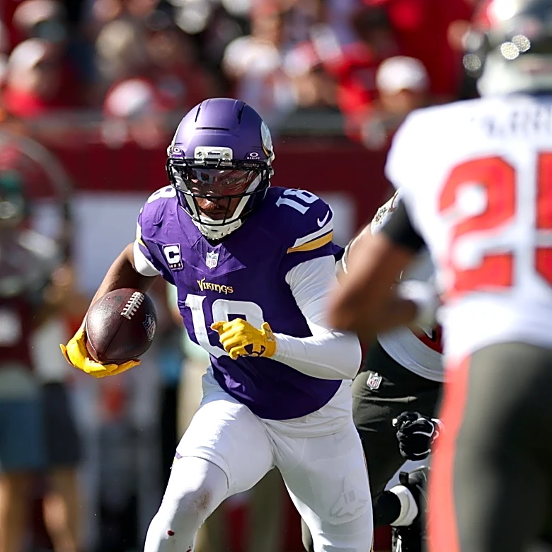 Justin Jefferson injury update as Vikings WR hurts ankle, exits game vs Bucs