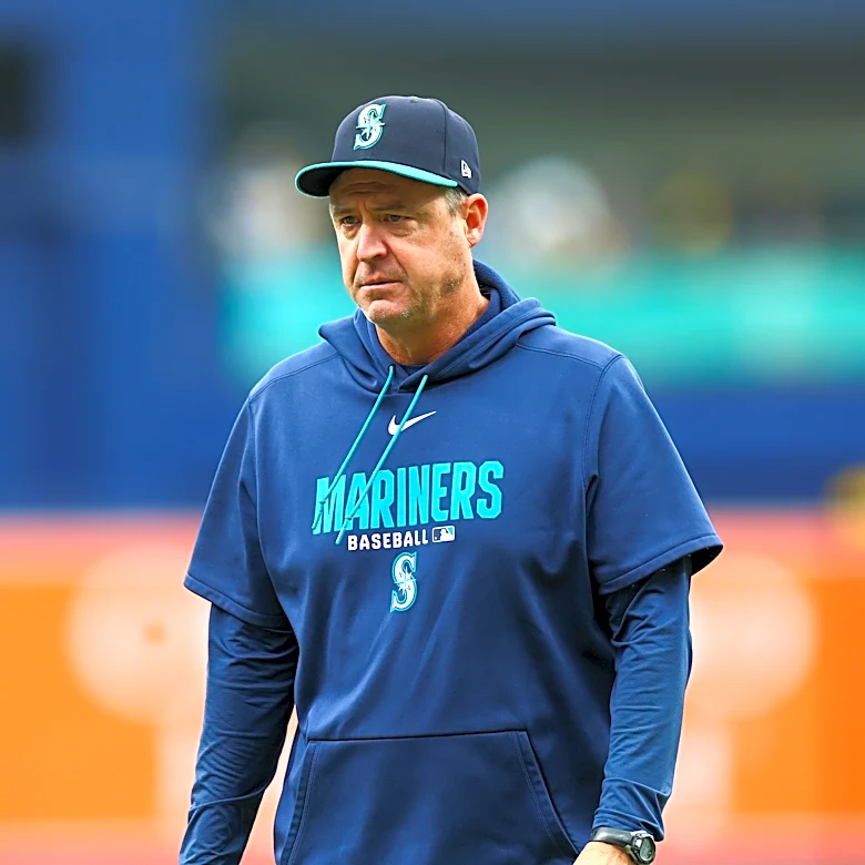 Mariners manager Dan Wilson tells team he'll be fired | Report
