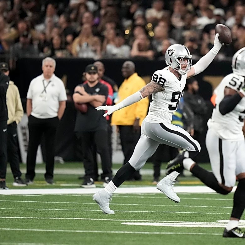Kirk Cousins and the Las Vegas Raiders are 3-0 – wait, what?