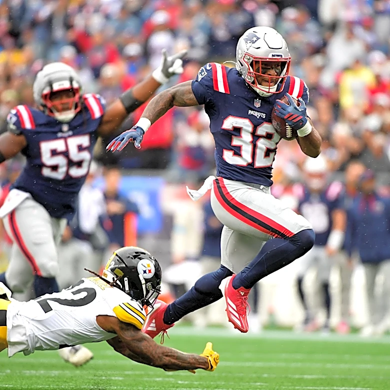 TreVeyon Henderson shut down in Week 3