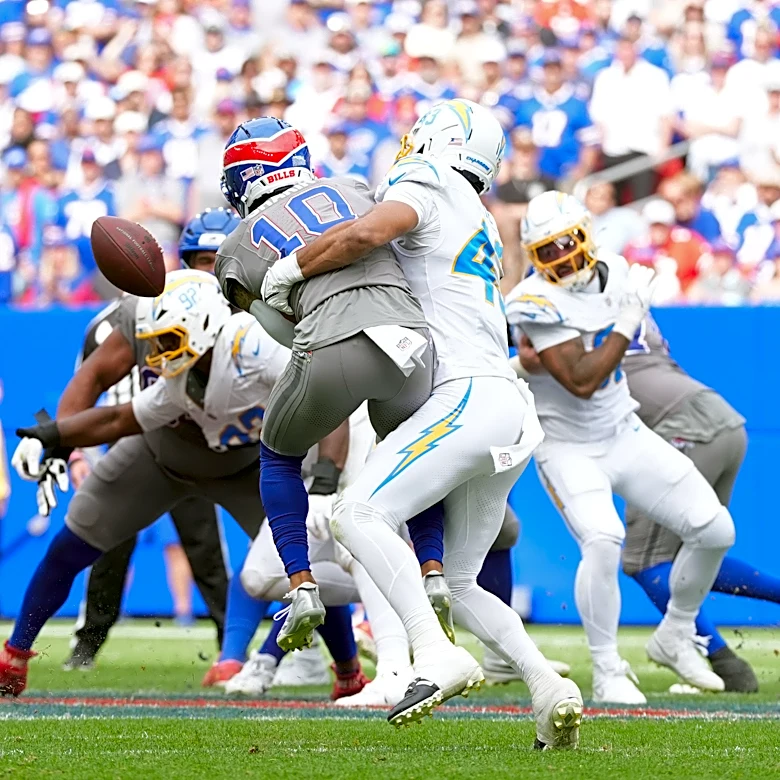 Khalil Shakir almost invisible in Week 3 against LA Chargers