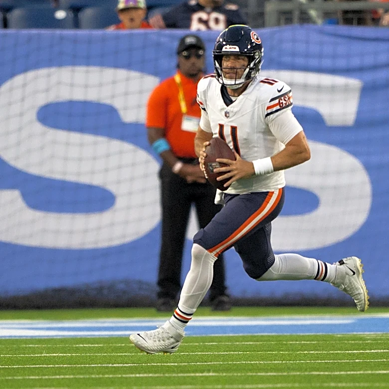 What channel is Bears vs Eagles for 'Monday Night Football'?