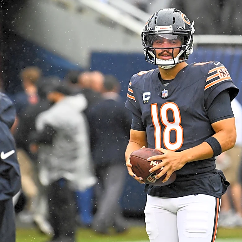 Is Caleb Williams playing tonight? Bears QB's status for 'Monday Night Football'