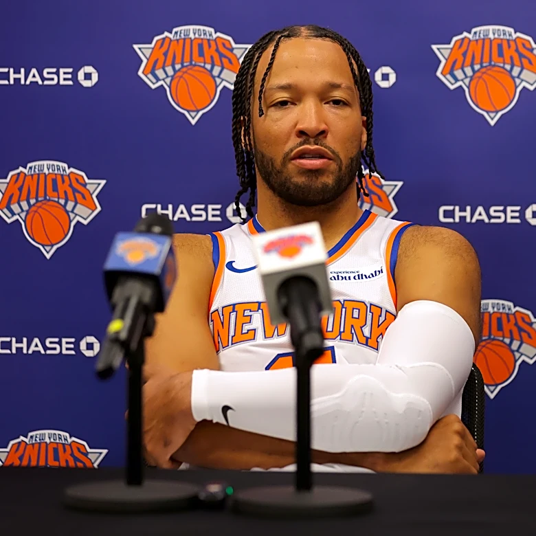 After summer of adoration, Knicks get back to business of title defense