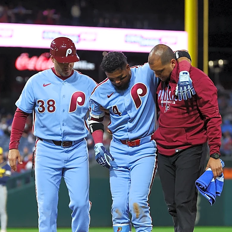 Phillies lose Luis Arraez for wild-card series vs. Braves